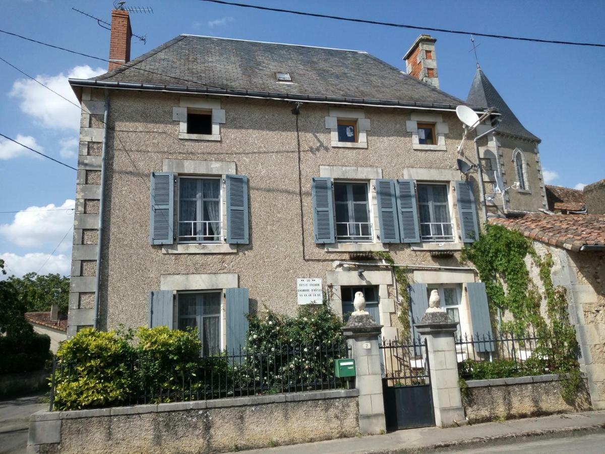 Le Petit Cochon D` Hotes Couette-café 3*